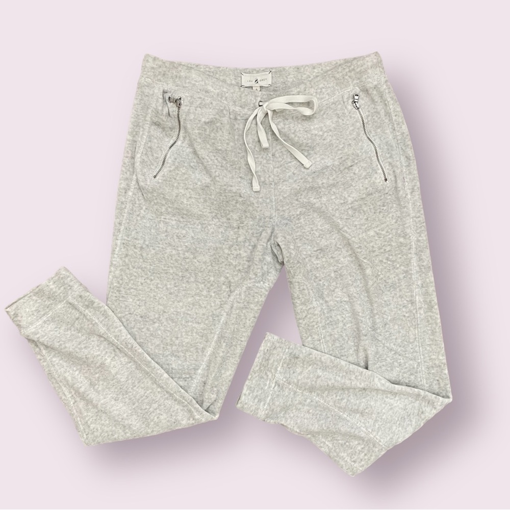 Lou & Grey Light Gray Velour Jogger Sweatpants with Drawstring Elastic Waistline